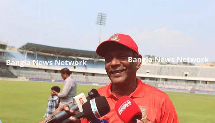 কথায় নয়, কাজে প্রমাণ করতে চান কোচ রফিক