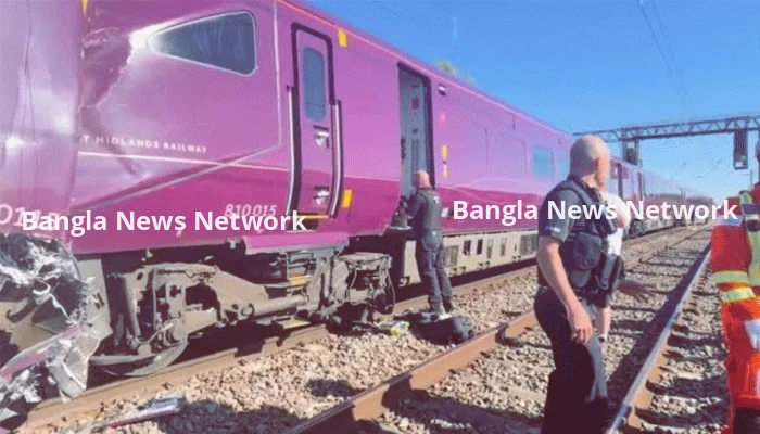 যুক্তরাজ্যে ২ ট্রেনের মুখোমুখি সংঘর্ষে নিহত চালক, আহত ৮৯
