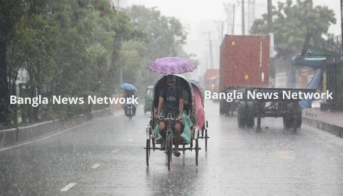 ঢাকায় হালকা থেকে মাঝারি বৃষ্টির আভাস, কমবে তাপমাত্রা