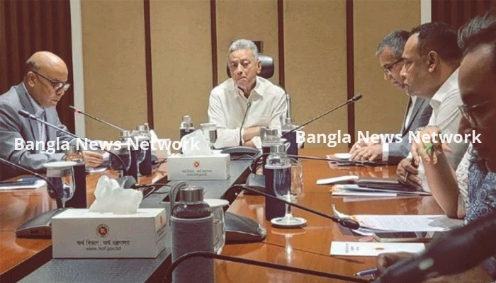 আর্থিক খাতের রাজনীতিকীকরণে ব্যাংকগুলো ‘খালি হয়ে গেছে’: অর্থমন্ত্রী